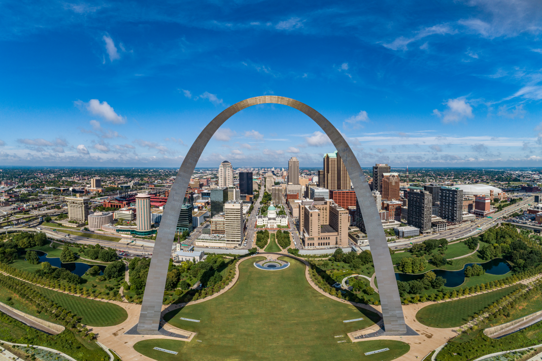 St Louis arch and cityscape